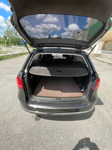 Volkswagen Passat 2011 - 3