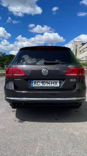 Volkswagen Passat 2011 - 10