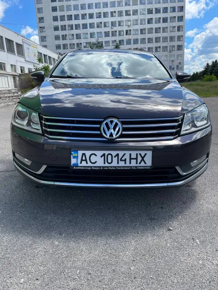 Volkswagen Passat 2011 - 2