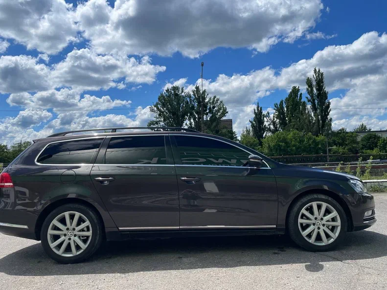 Volkswagen Passat 2011 - 4