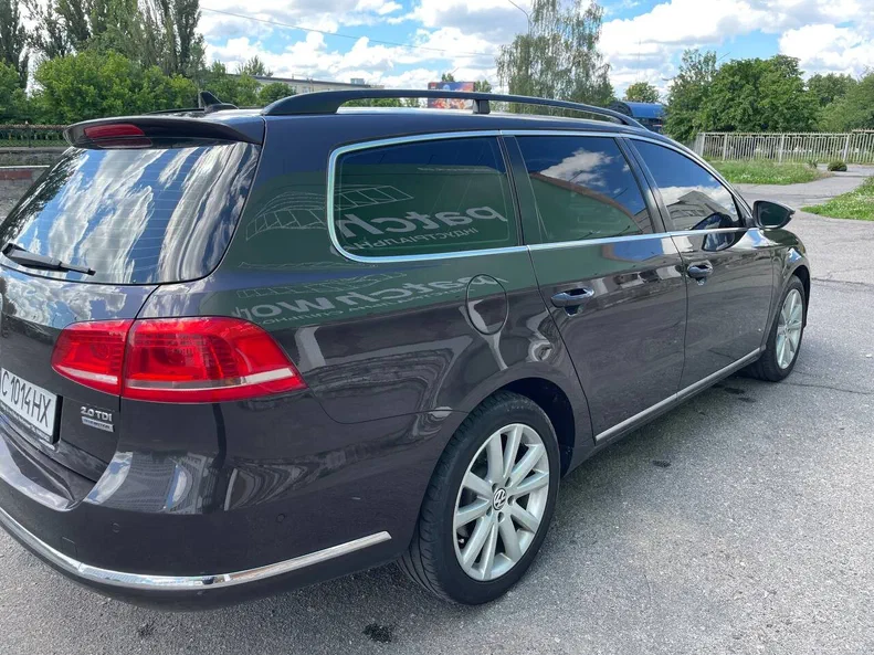 Volkswagen Passat 2011 - 8