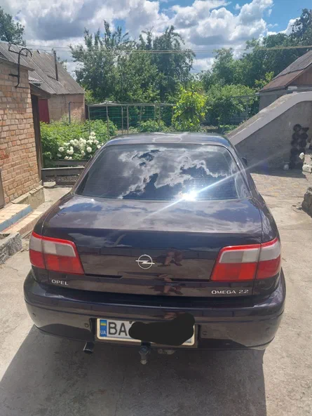 Opel Omega 2001 - 1