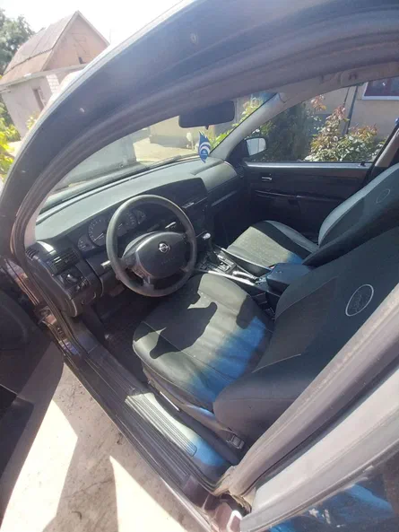 Opel Omega 2001 - 2