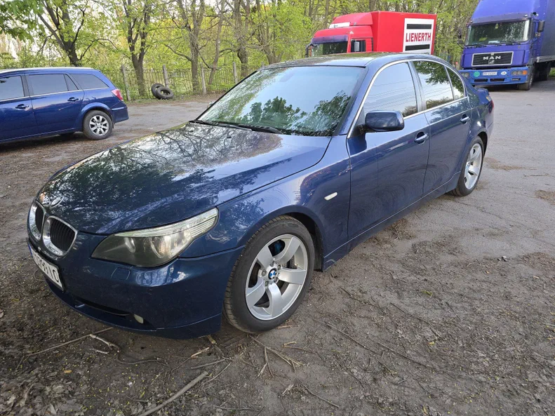 BMW 5 серія 2003 - 3
