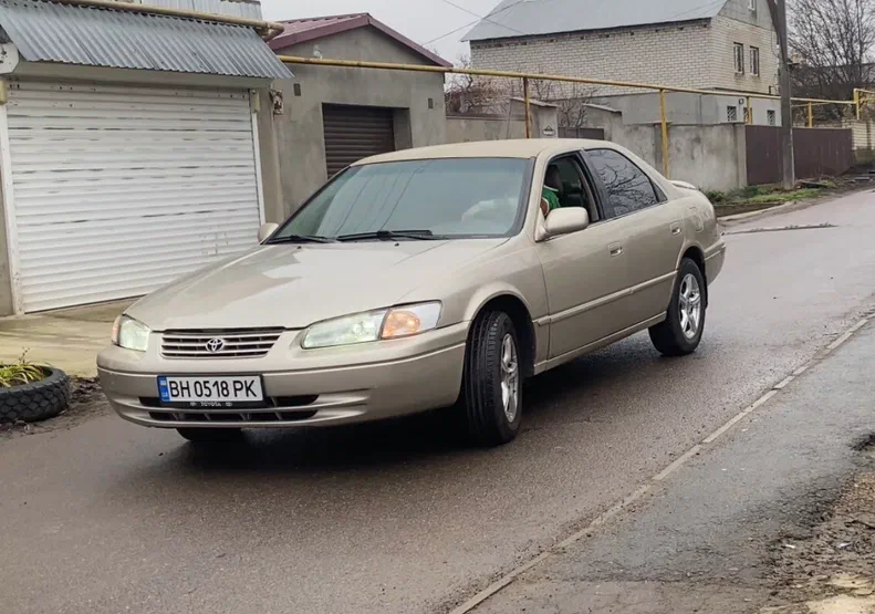 Toyota Camry 1997 - 3