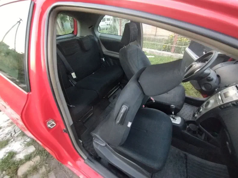 Toyota Yaris 2006 - 6