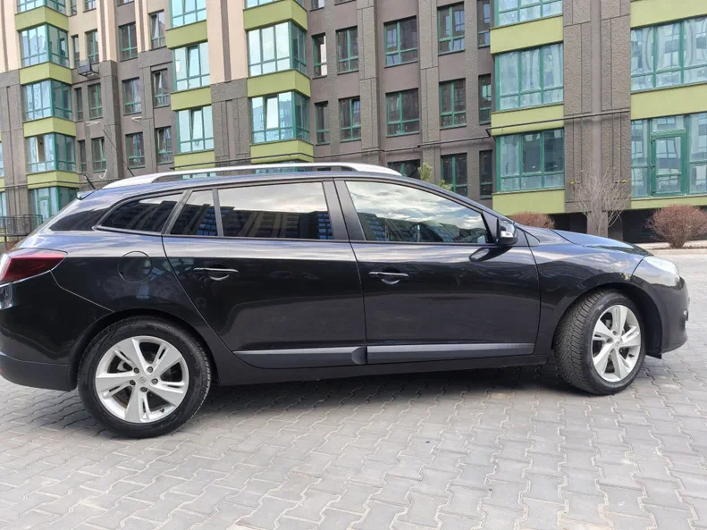 Renault Megane 2010 - 5