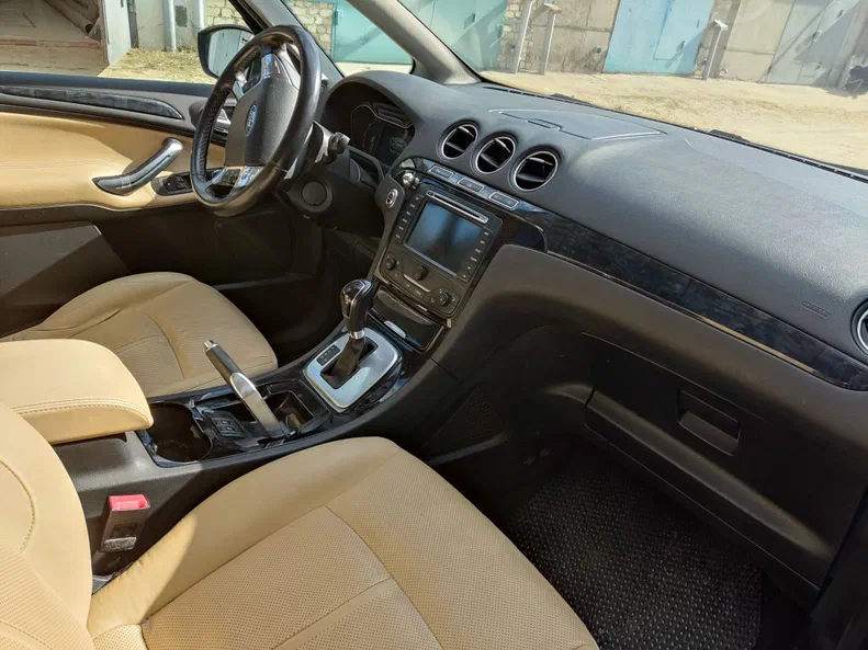 Ford S-MAX 2011 - 2