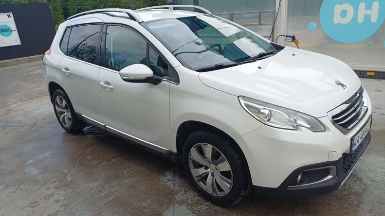 Peugeot 2008 2014 - 17