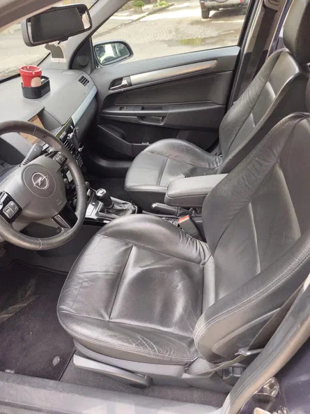 Opel Astra 2008 - 7