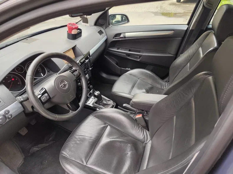 Opel Astra 2008 - 8