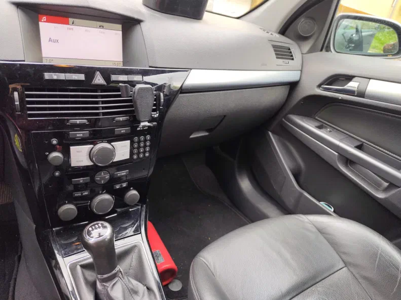 Opel Astra 2008 - 9