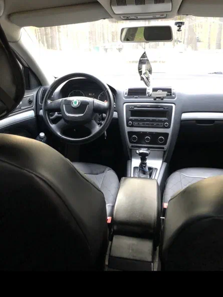 Skoda Octavia 2011 - 7