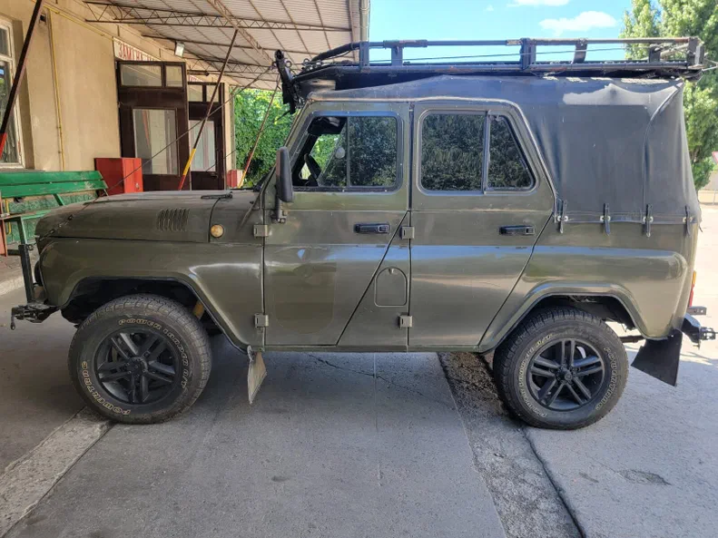 УАЗ 3151 2002 - 0