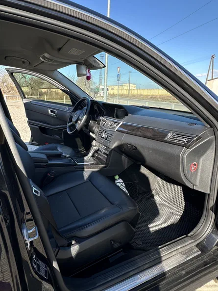 Mercedes-Benz E-Клас 2011 - 4