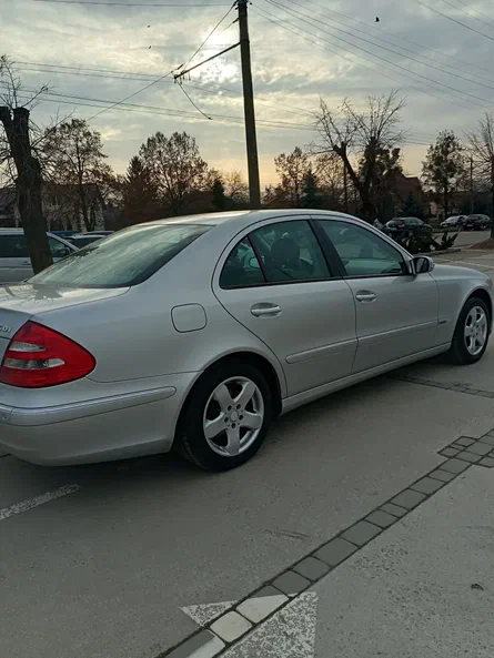 Mercedes-Benz E-Класс 2003