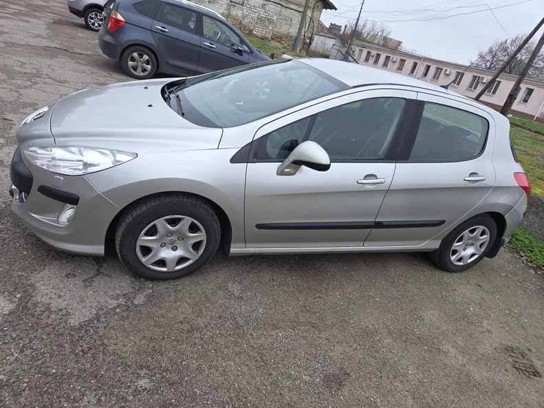 Peugeot 308 2008 - 14