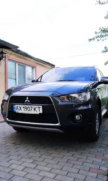 Mitsubishi Outlander 2010