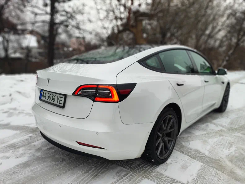 Tesla Model 3 2022 - 5