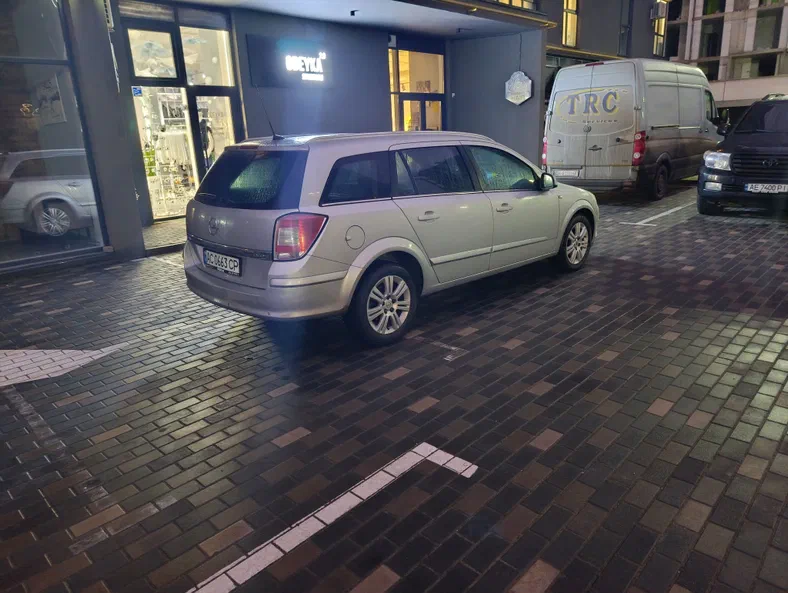 Opel Astra 2010 - 22