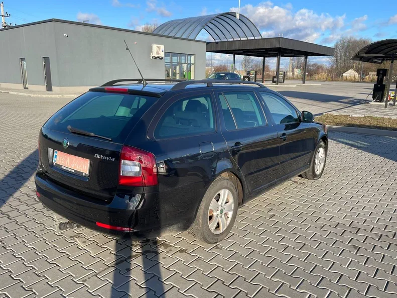 Skoda Octavia 2010 - 5