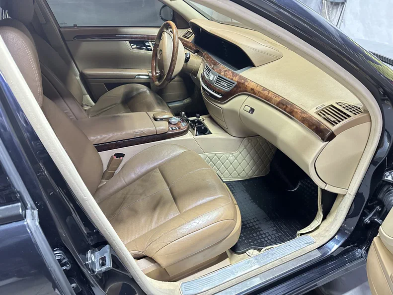 Mercedes-Benz S-Клас 2009 - 27