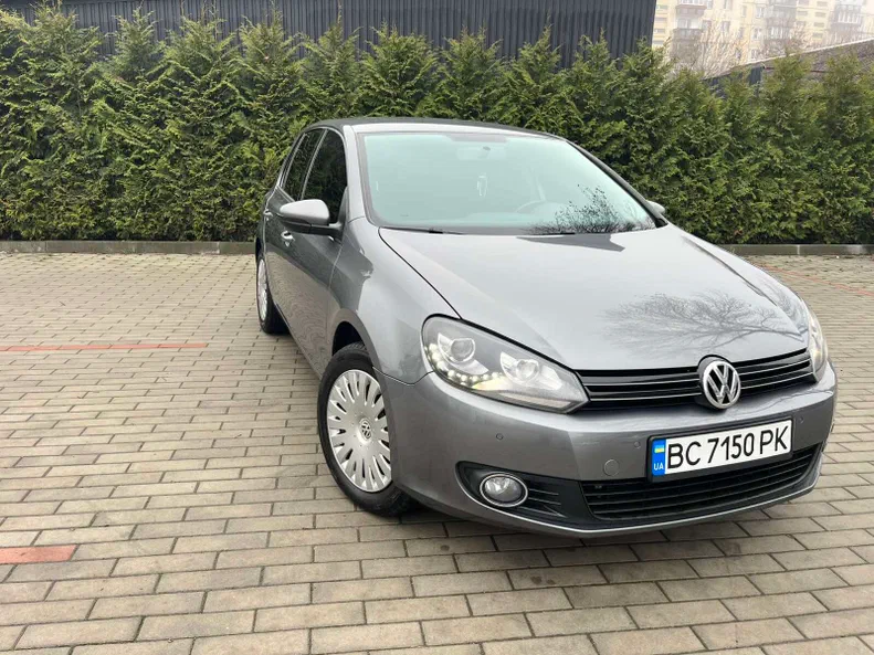 Volkswagen Golf 2010 - 5