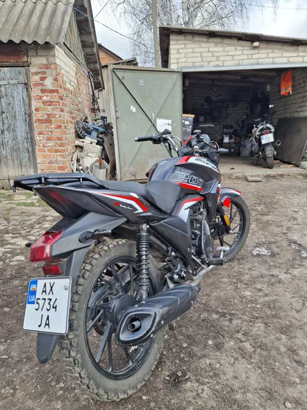 SPARK SP200TR-1 2024