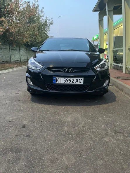 Hyundai Accent 2013