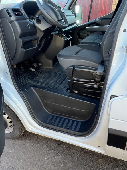 Opel Movano 2020 - 23