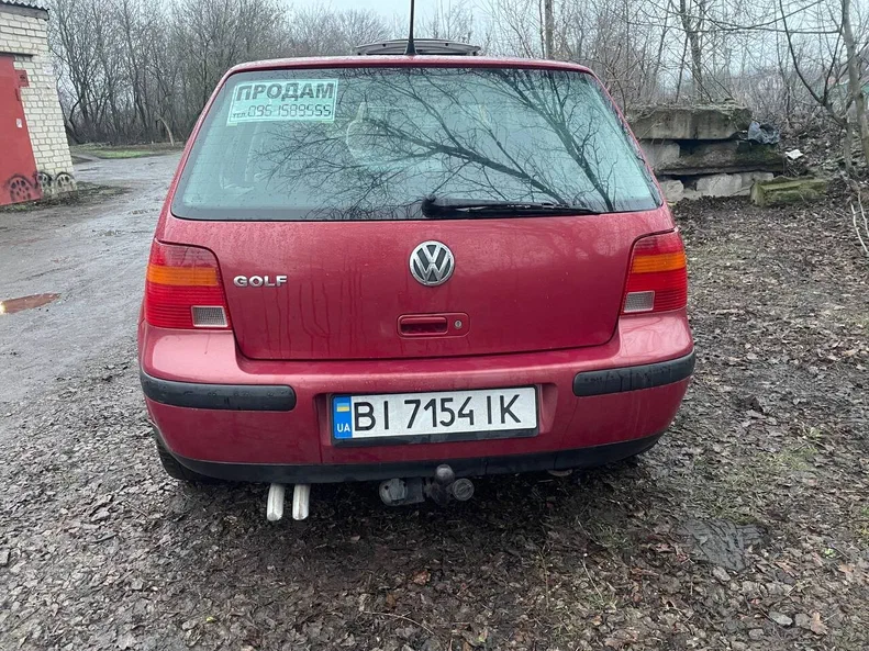 Volkswagen Golf 2000 - 5