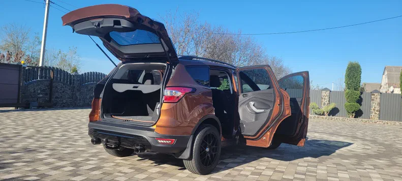Ford Escape 2016 - 24