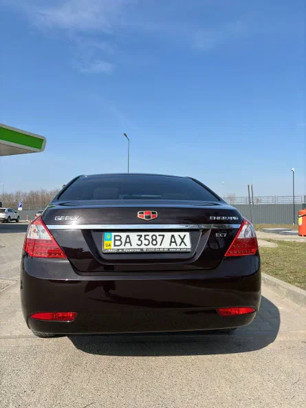 Geely Emgrand EC7 2011 - 8