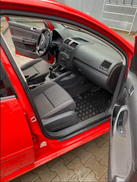 Volkswagen Golf 2005 - 2