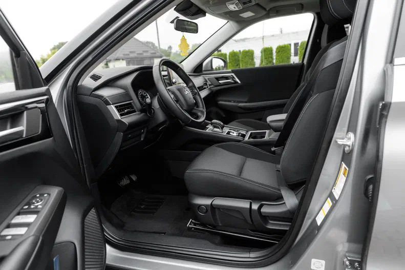 Mitsubishi Outlander 2021 - 13