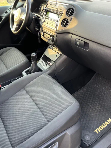 Volkswagen Tiguan 2011 - 8
