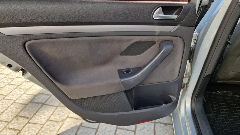 Volkswagen Golf 2007 - 12