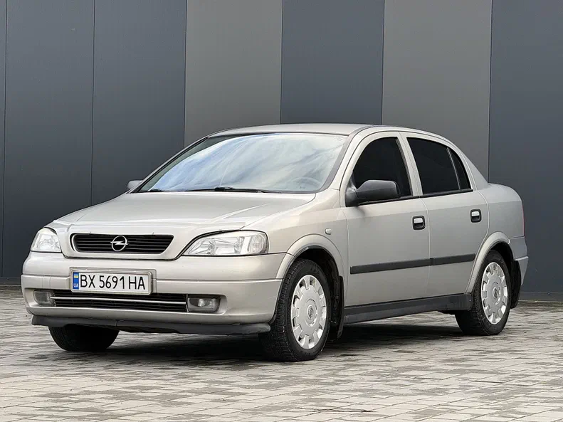 Opel Astra 2008 - 7