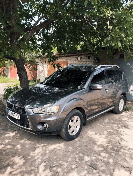 Mitsubishi Outlander 2010