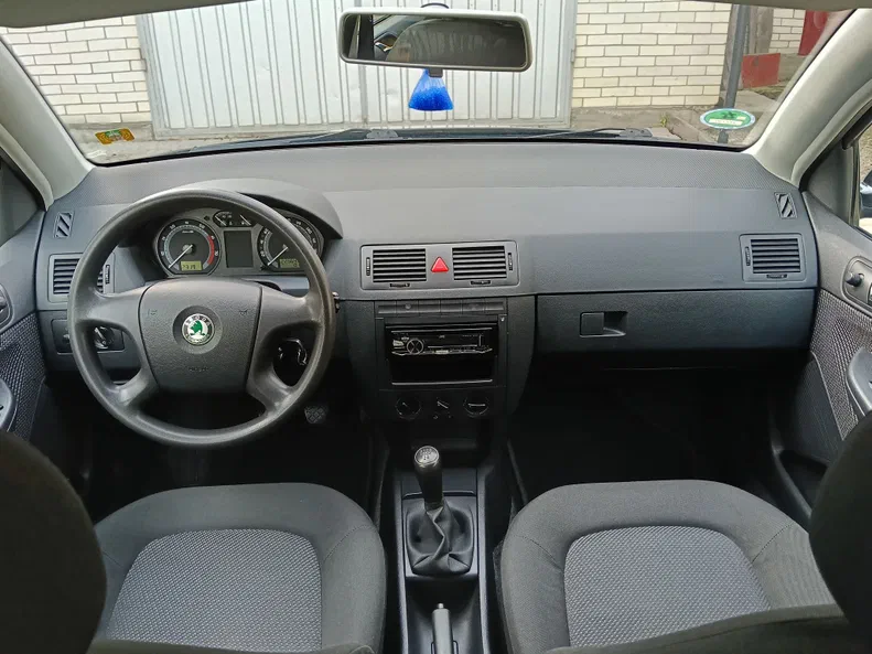 Skoda Fabia 2004 - 22