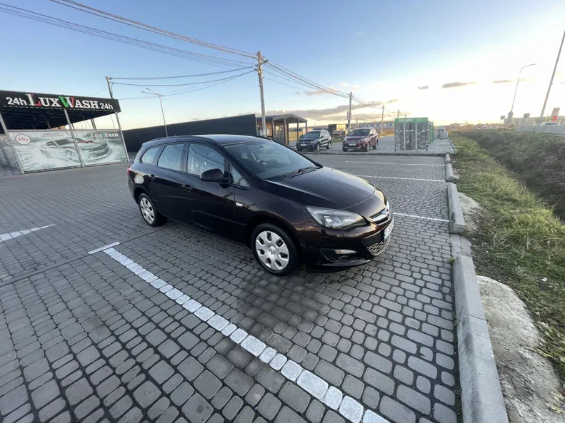 Opel Astra 2015