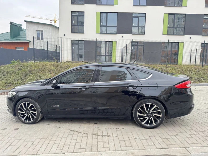 Ford Fusion (North America) 2016 - 8