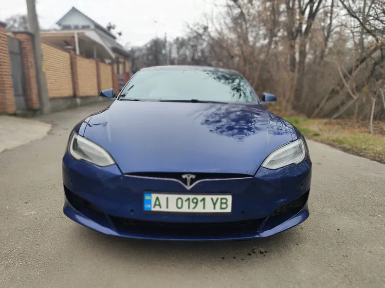 Tesla Model S 2017