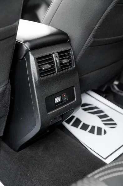 Mitsubishi Outlander 2021 - 29