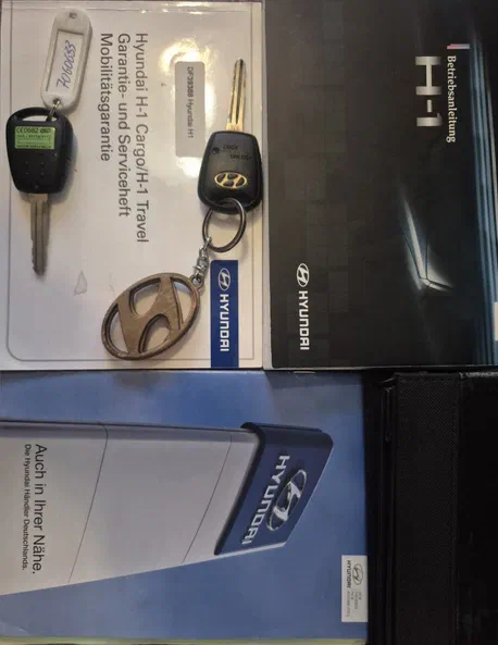 Hyundai H-1 2012 - 14