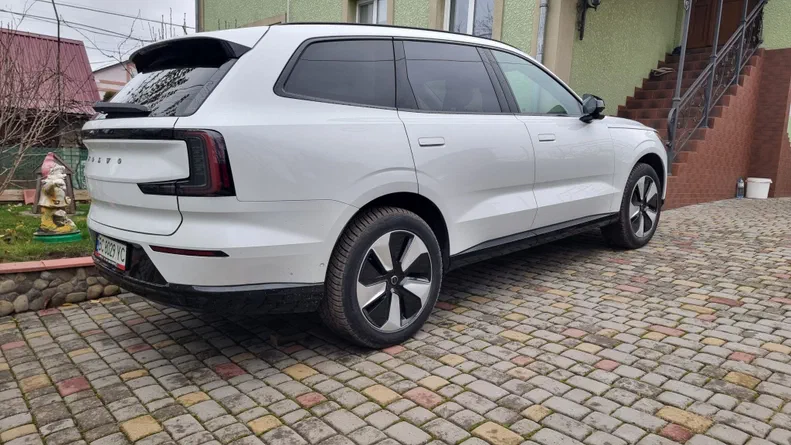 Volvo EX90 2025 - 5