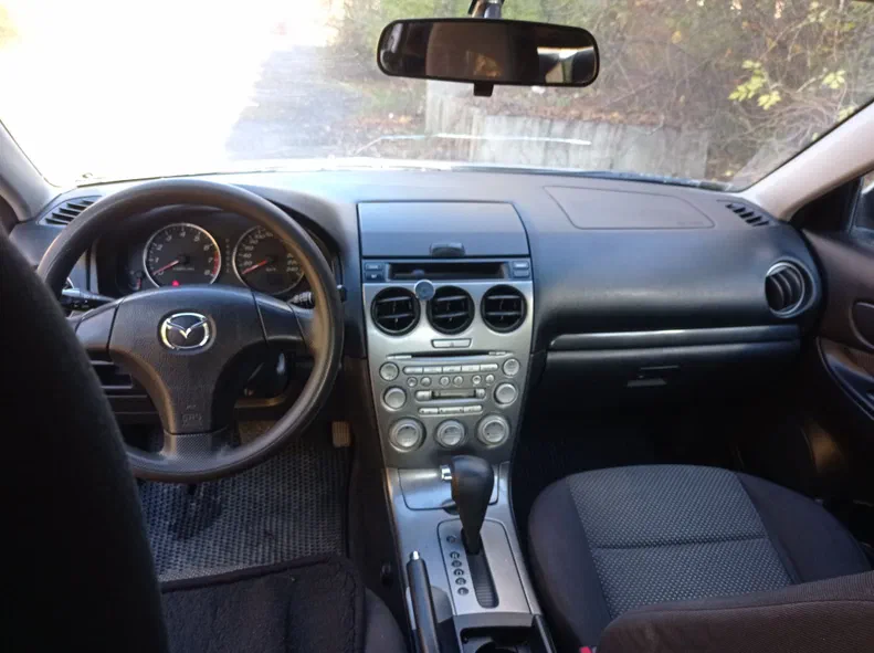 Mazda 6 2004