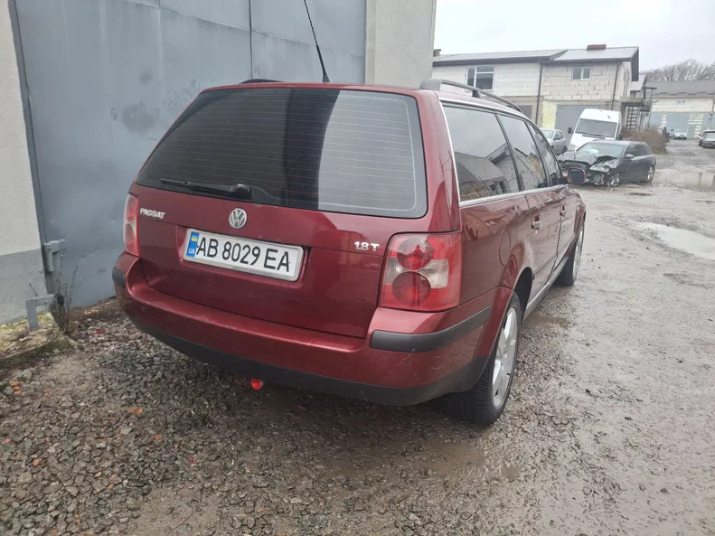 Volkswagen Passat 2003 - 8