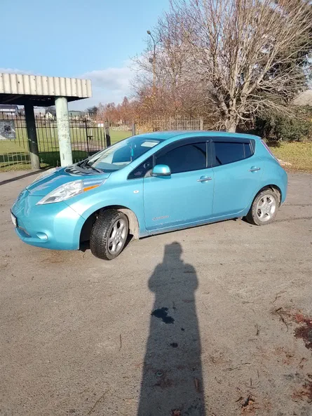 Nissan Leaf 2011
