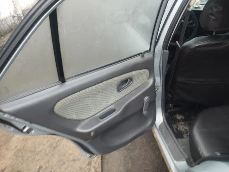 Mitsubishi Lancer 1995 - 6